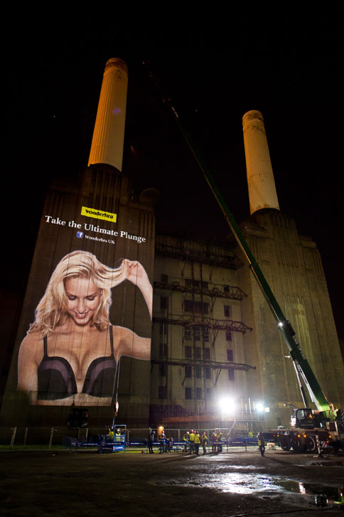 Wonderbra-1